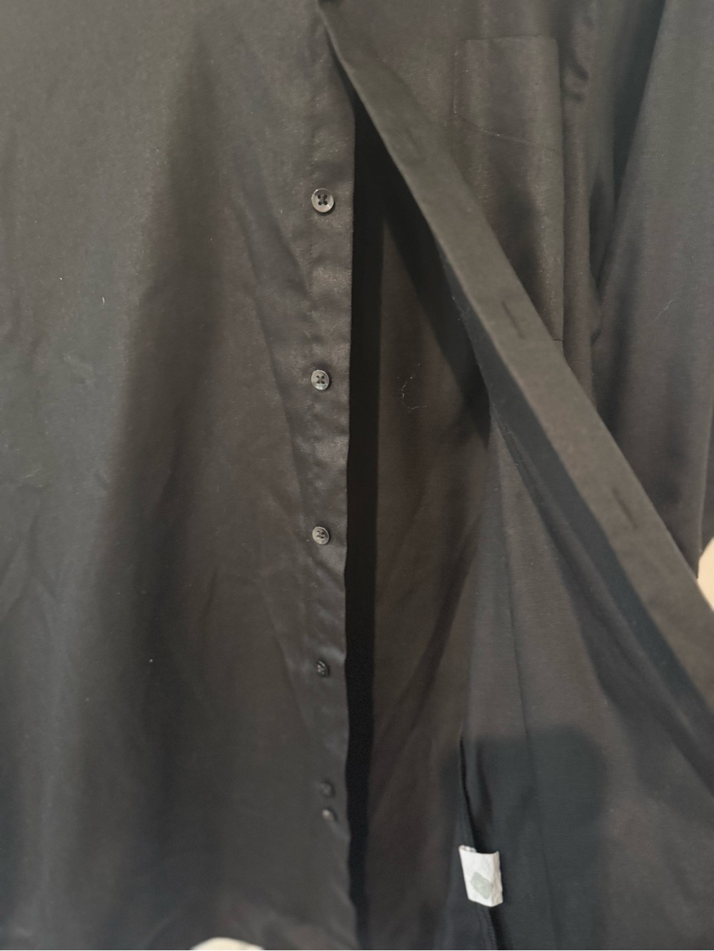 Geoffrey Beene Men's Black Button-Up Dress Shirt - Picture 2 of 7